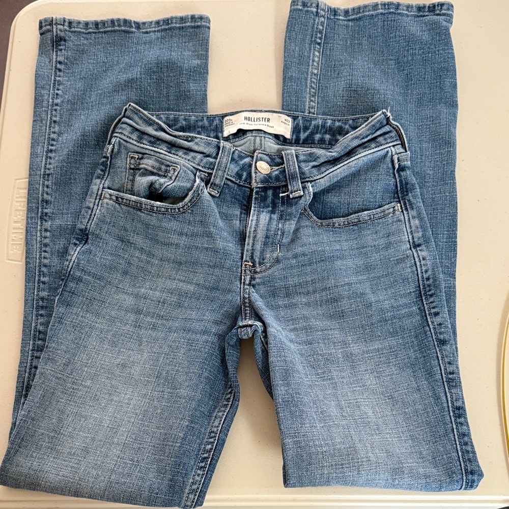 Hollister Women's Light Blue Straight Leg Jeans boot cut